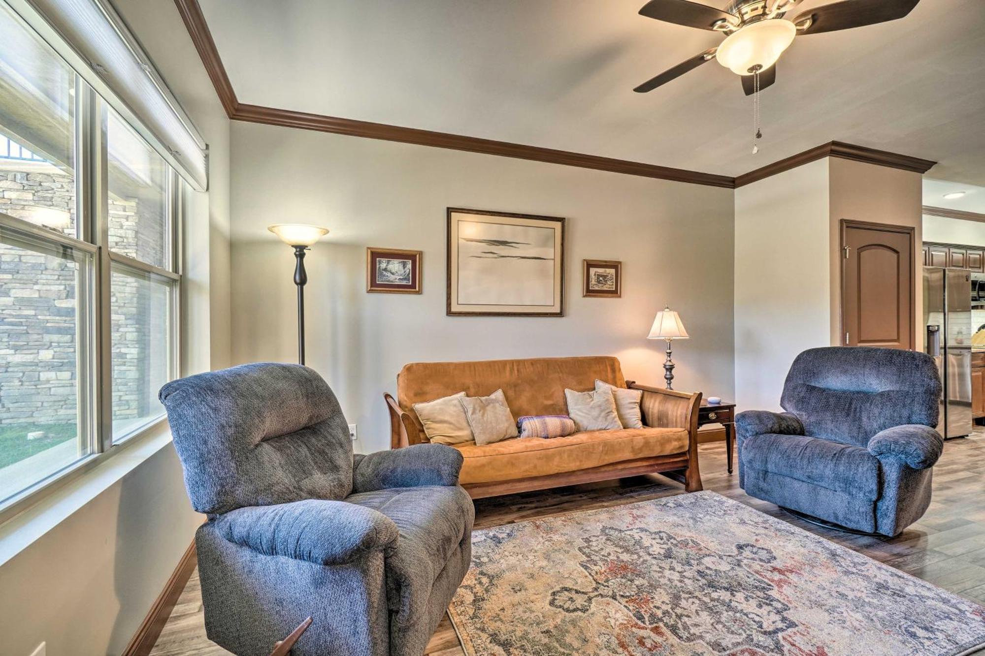 Cozy Townsend Condo, Resort-Style Amenities! Екстериор снимка